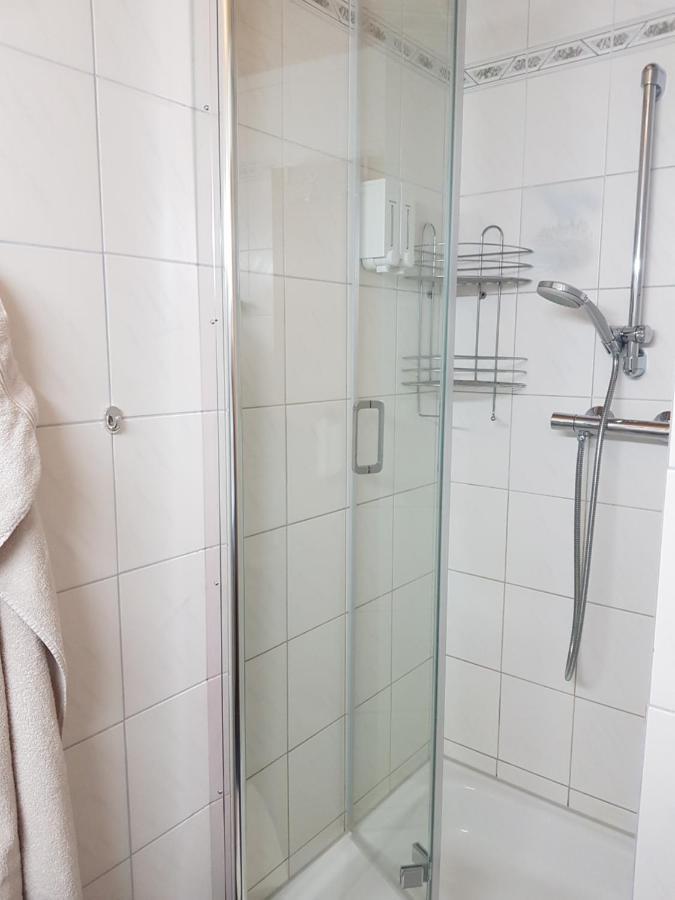 Haus Arnold - Privatzimmer Und Ferienwohnungen Sillian Ngoại thất bức ảnh