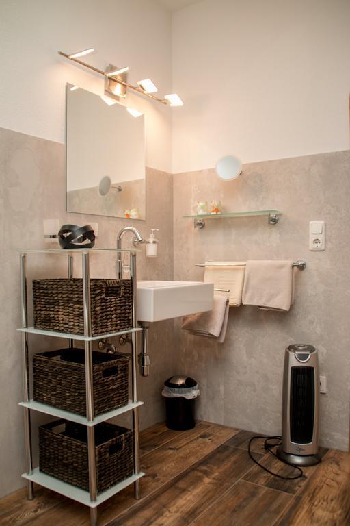 Haus Arnold - Privatzimmer Und Ferienwohnungen Sillian Ngoại thất bức ảnh