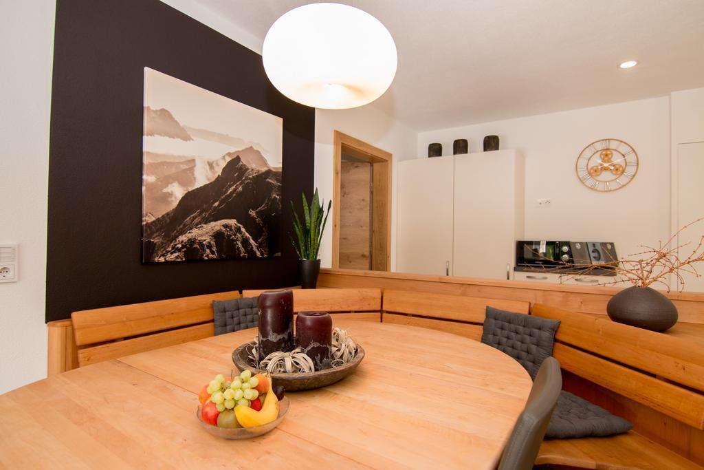 Haus Arnold - Privatzimmer Und Ferienwohnungen Sillian Ngoại thất bức ảnh