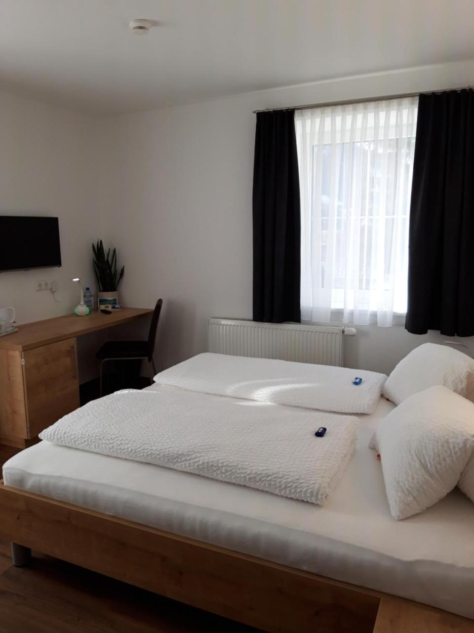 Haus Arnold - Privatzimmer Und Ferienwohnungen Sillian Ngoại thất bức ảnh