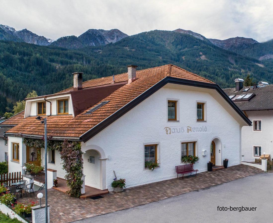 Haus Arnold - Privatzimmer Und Ferienwohnungen Sillian Ngoại thất bức ảnh